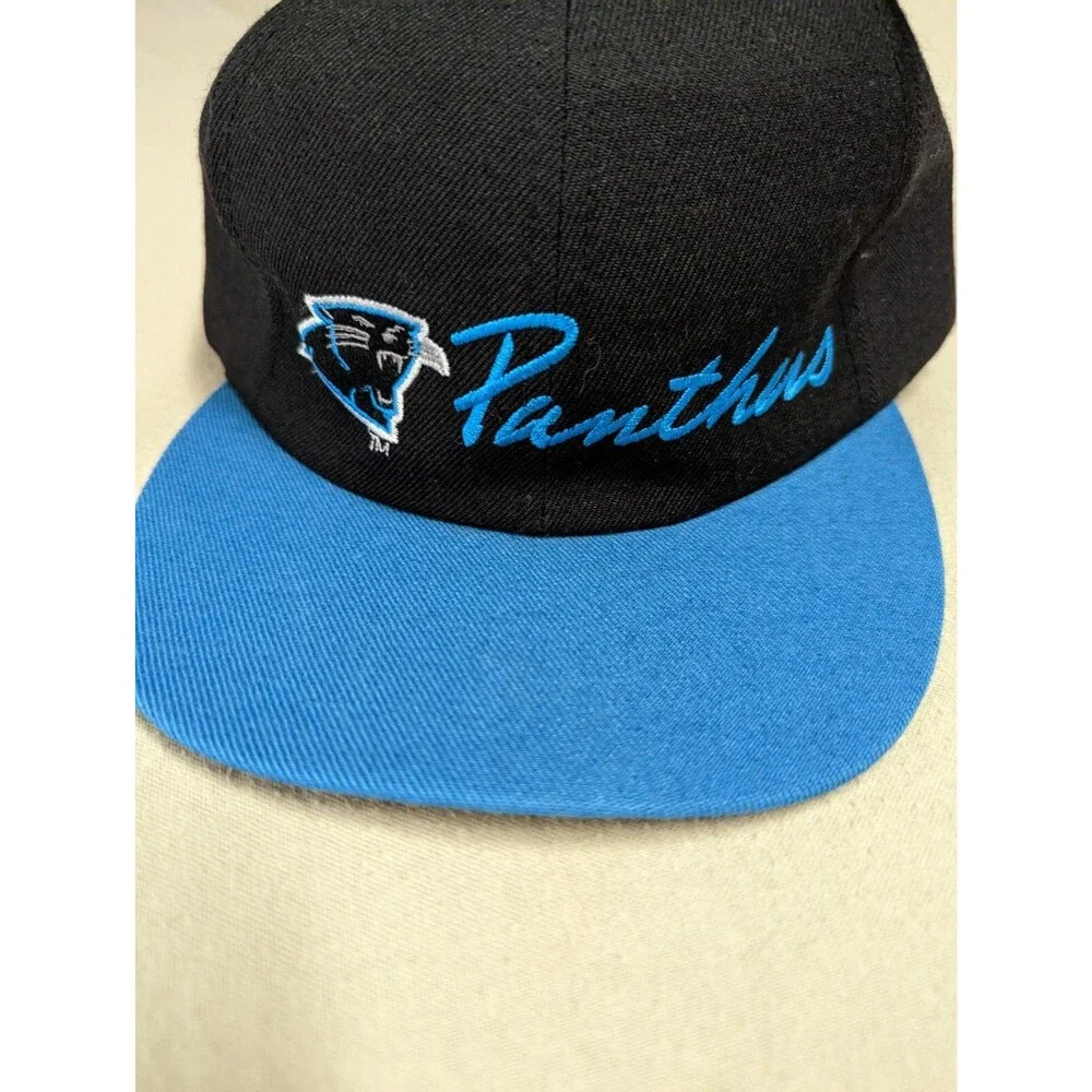 New Carolina PANTHERS Team NFL SnapBack HAT Cap NWT Deadstock Script